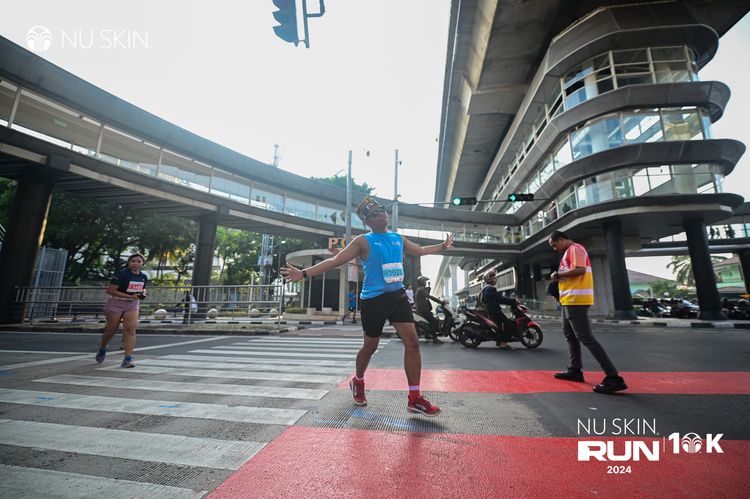 Race photo from Nu Skin Run 10K