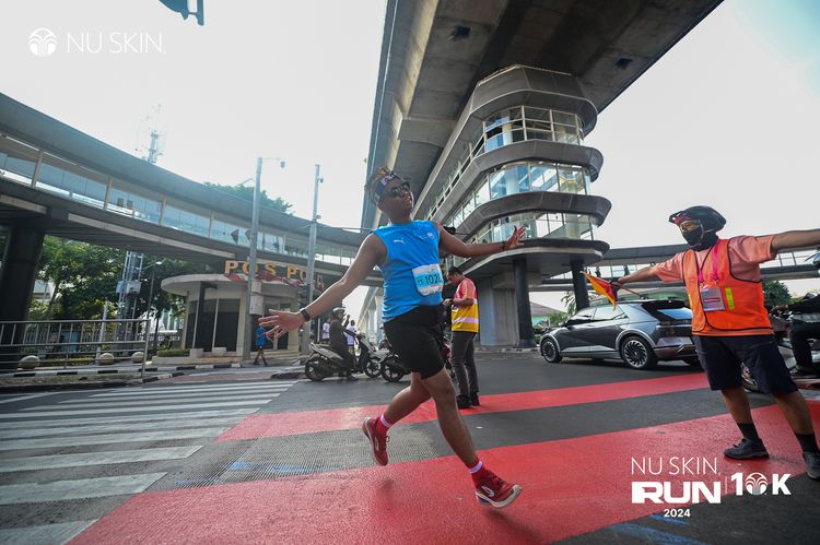 Race photo from Nu Skin Run 10K