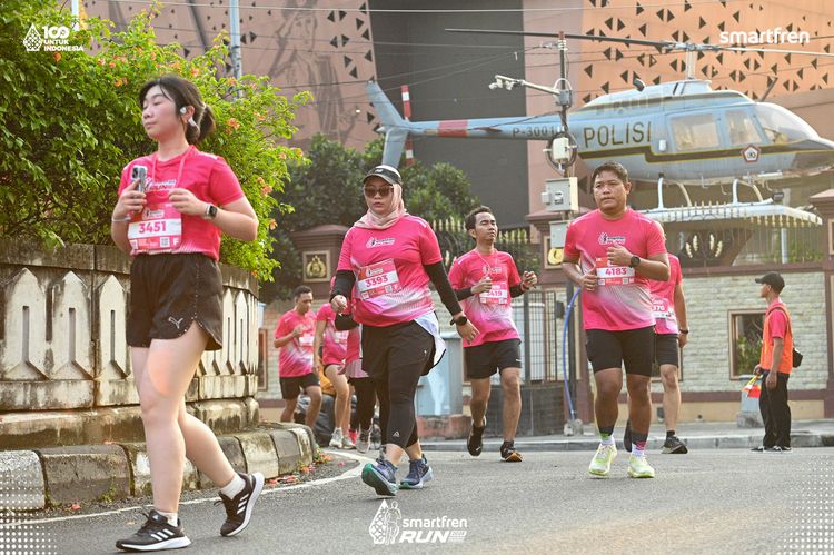 Race photo from Smartfren Run 2025 