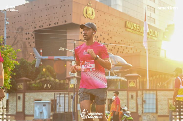 Race photo from Smartfren Run 2025 