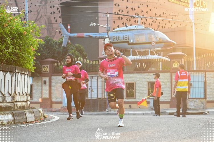 Race photo from Smartfren Run 2025 