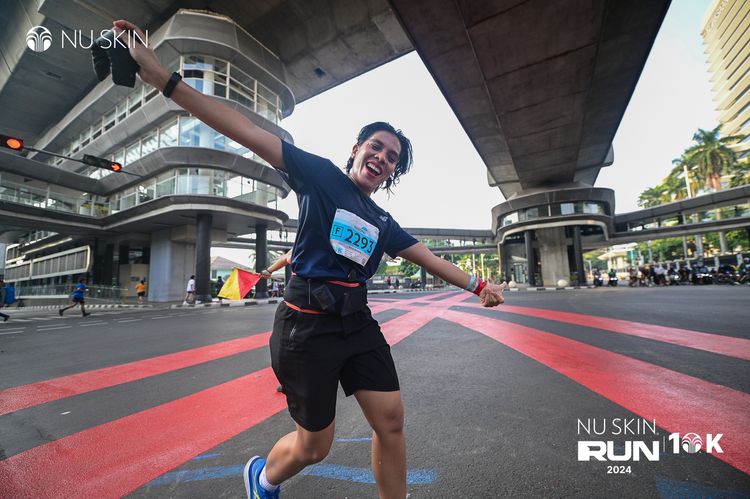 Race photo from Nu Skin Run 10K