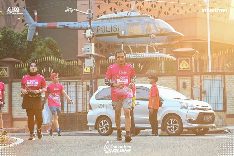 Race photo from Smartfren Run 2025 