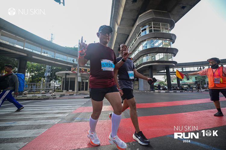 Race photo from Nu Skin Run 10K