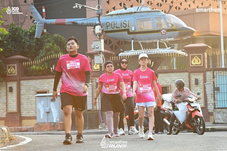Race photo from Smartfren Run 2025 