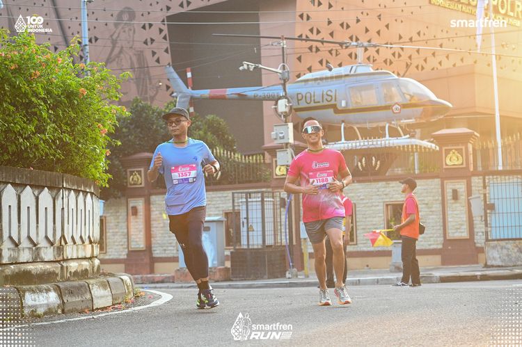 Race photo from Smartfren Run 2025 