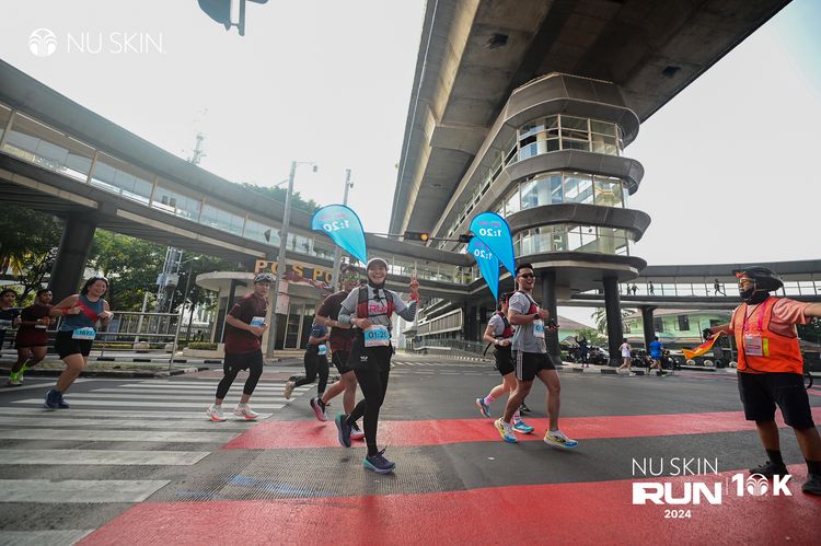 Race photo from Nu Skin Run 10K