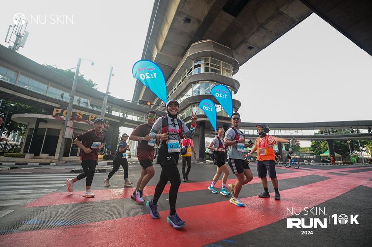 Race photo from Nu Skin Run 10K