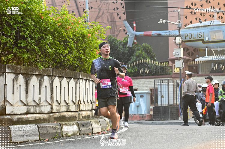 Race photo from Smartfren Run 2025 