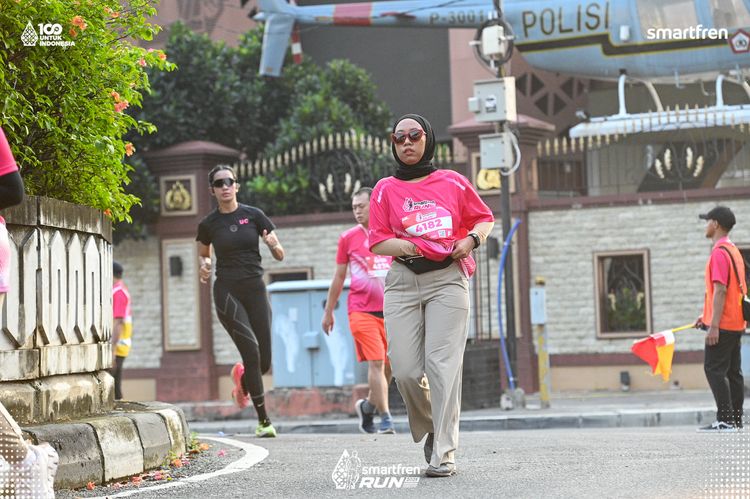 Race photo from Smartfren Run 2025 