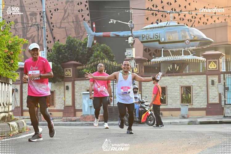 Race photo from Smartfren Run 2025 