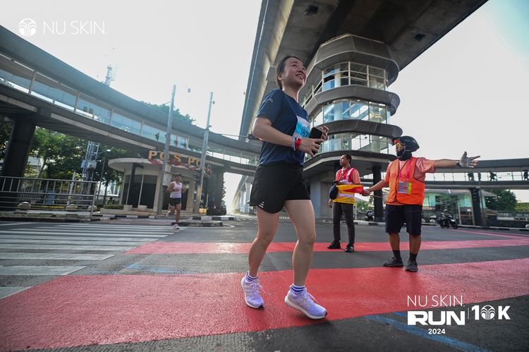 Race photo from Nu Skin Run 10K