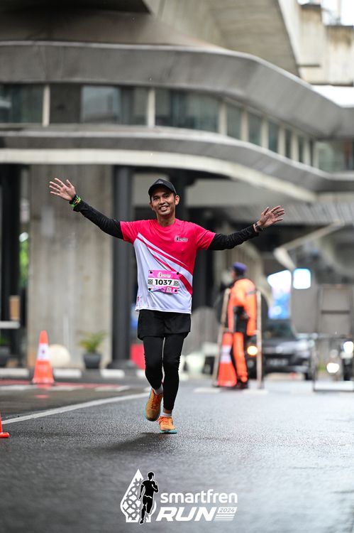 Race photo from Smartfren Run 2024