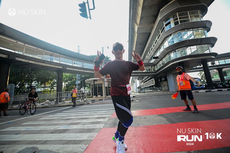 Race photo from Nu Skin Run 10K
