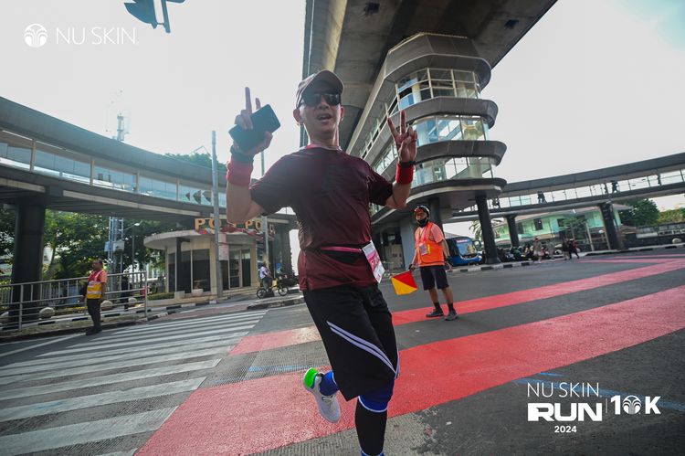Race photo from Nu Skin Run 10K