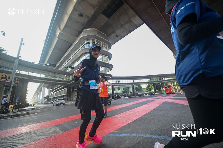 Race photo from Nu Skin Run 10K