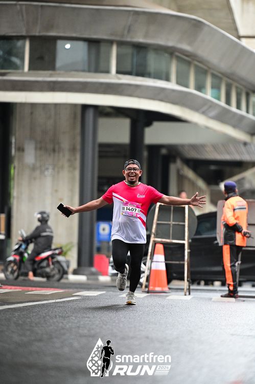 Race photo from Smartfren Run 2024