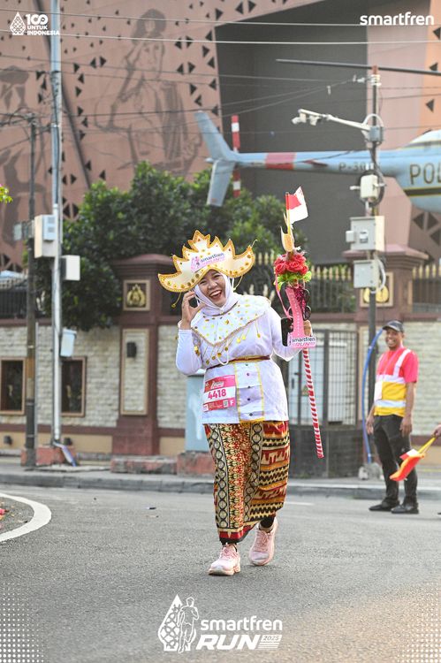 Race photo from Smartfren Run 2025 