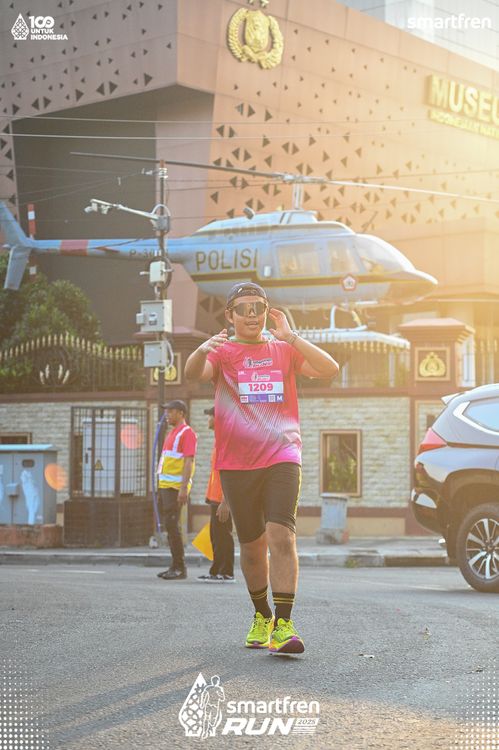 Race photo from Smartfren Run 2025 