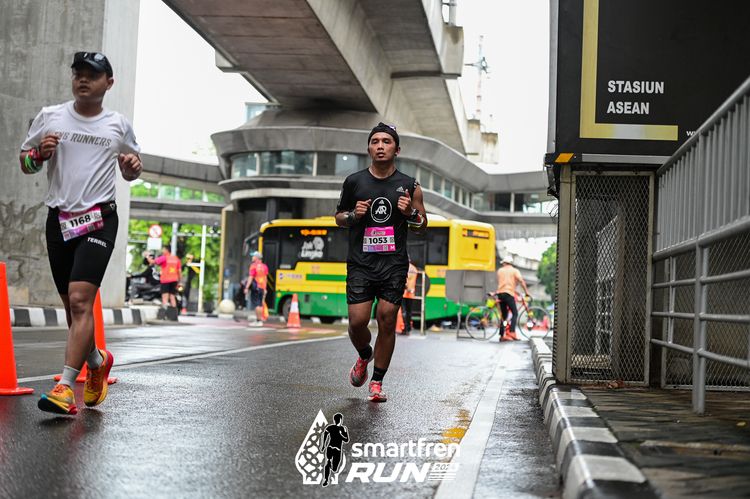 Race photo from Smartfren Run 2024
