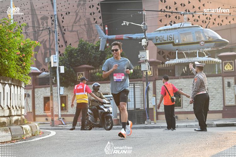 Race photo from Smartfren Run 2025 