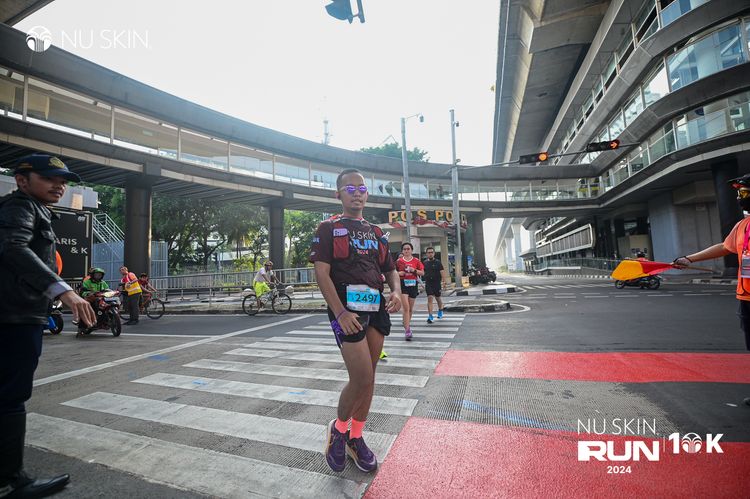 Race photo from Nu Skin Run 10K