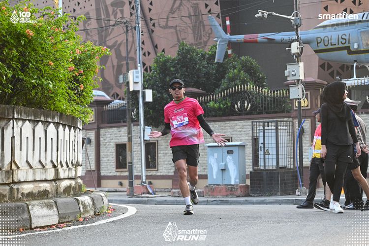 Race photo from Smartfren Run 2025 