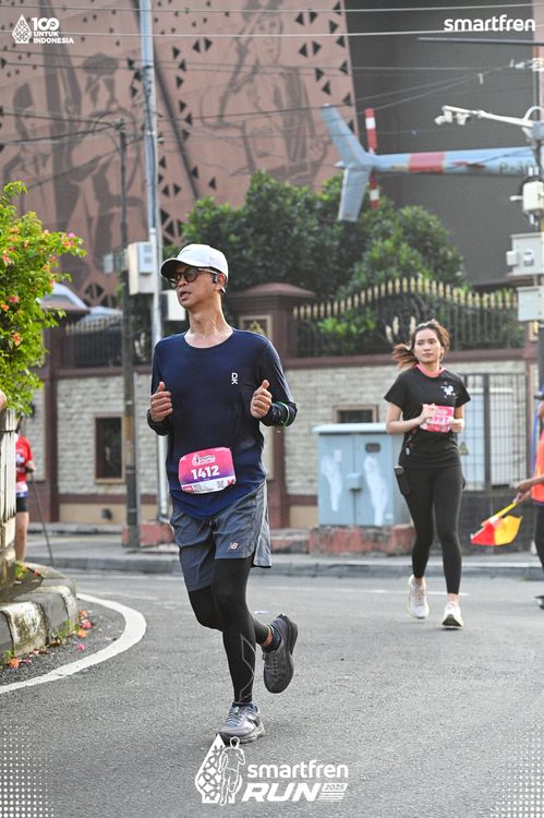 Race photo from Smartfren Run 2025 