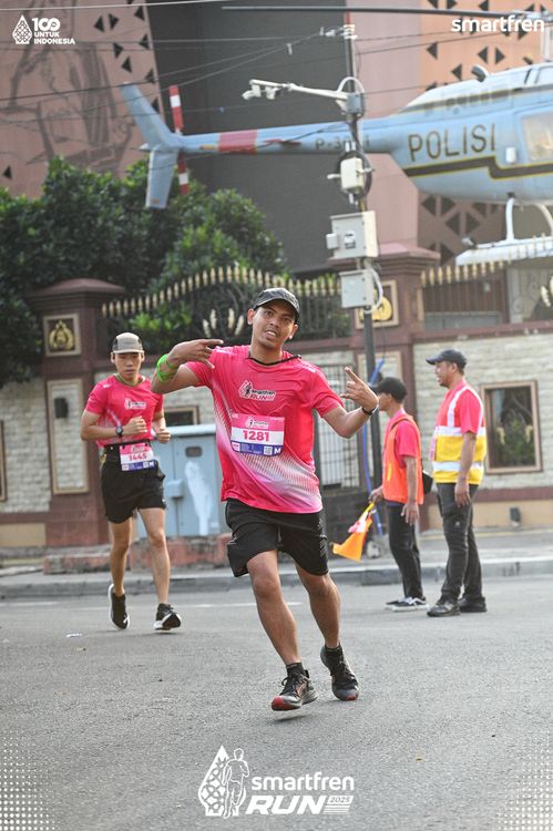 Race photo from Smartfren Run 2025 