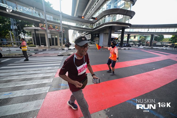 Race photo from Nu Skin Run 10K