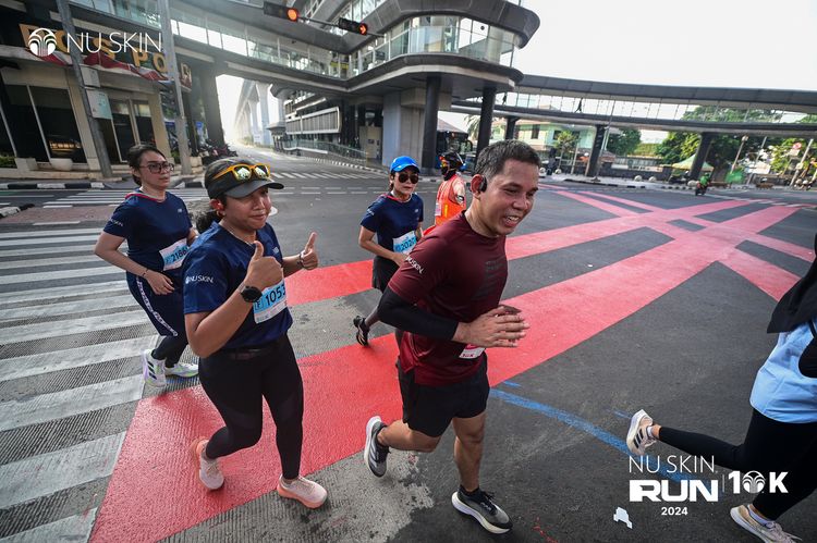 Race photo from Nu Skin Run 10K