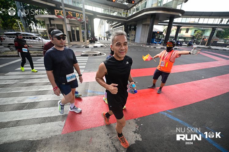 Race photo from Nu Skin Run 10K