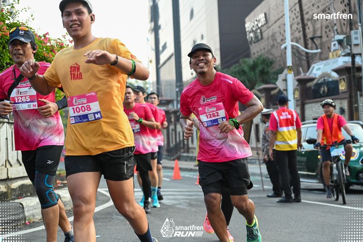Race photo from Smartfren Run 2025 