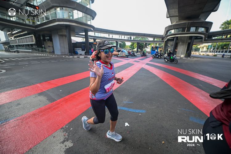 Race photo from Nu Skin Run 10K