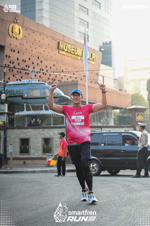 Race photo from Smartfren Run 2025 