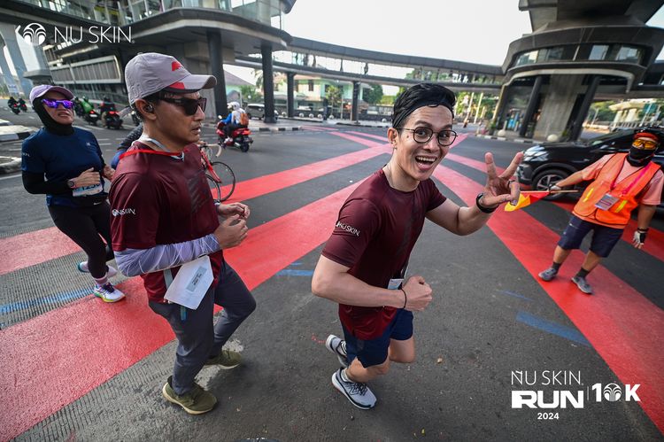 Race photo from Nu Skin Run 10K