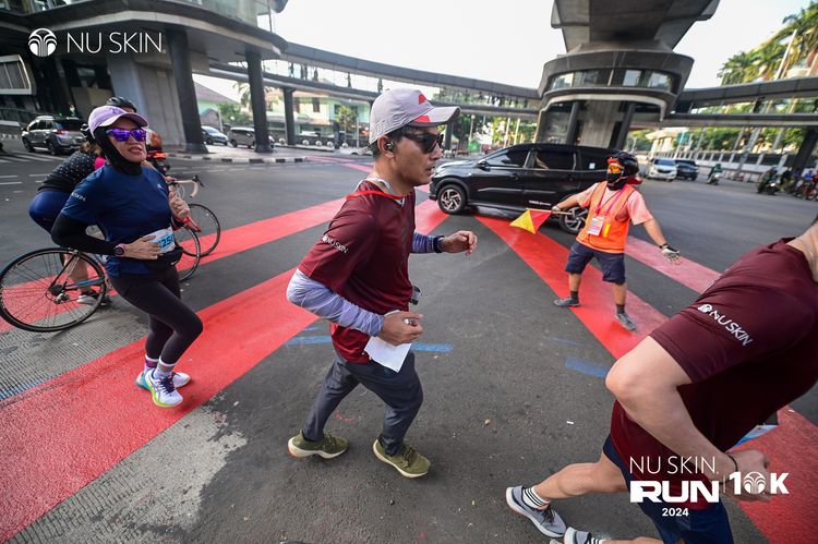 Race photo from Nu Skin Run 10K