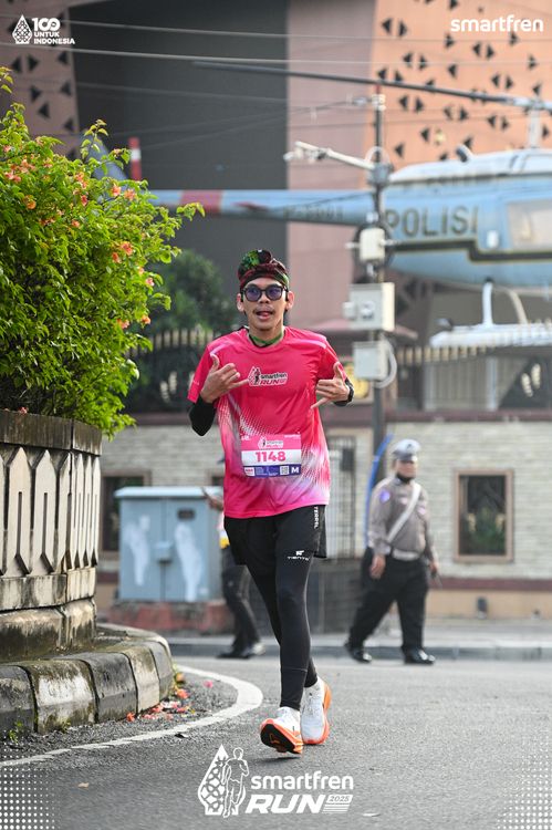 Race photo from Smartfren Run 2025 