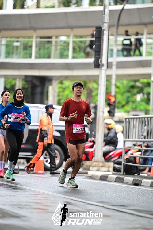 Race photo from Smartfren Run 2024