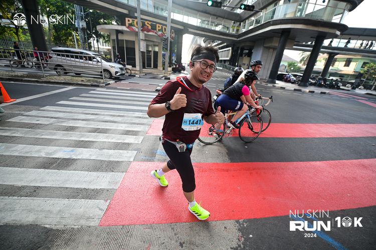 Race photo from Nu Skin Run 10K