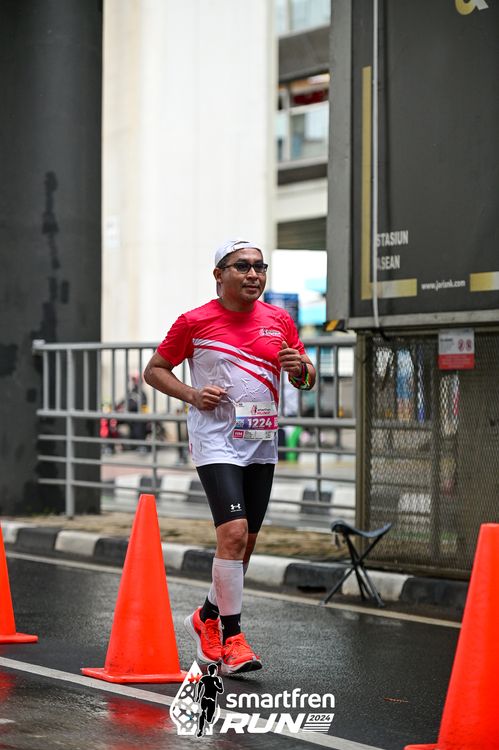 Race photo from Smartfren Run 2024
