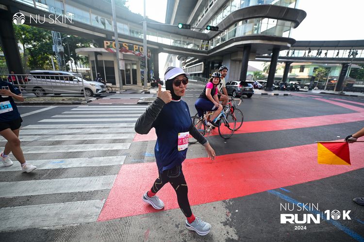 Race photo from Nu Skin Run 10K
