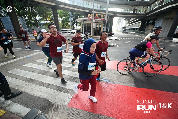 Race photo from Nu Skin Run 10K