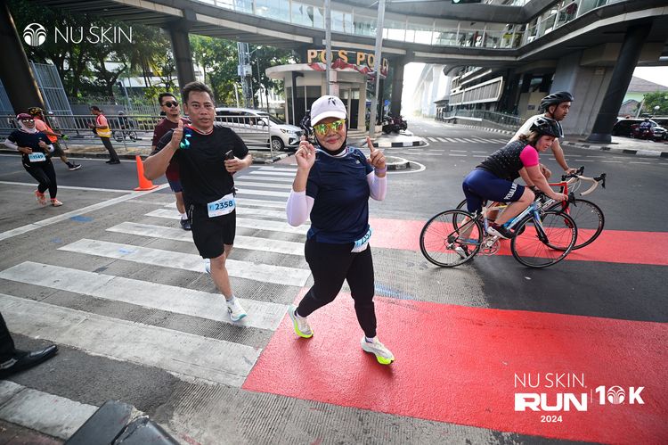 Race photo from Nu Skin Run 10K