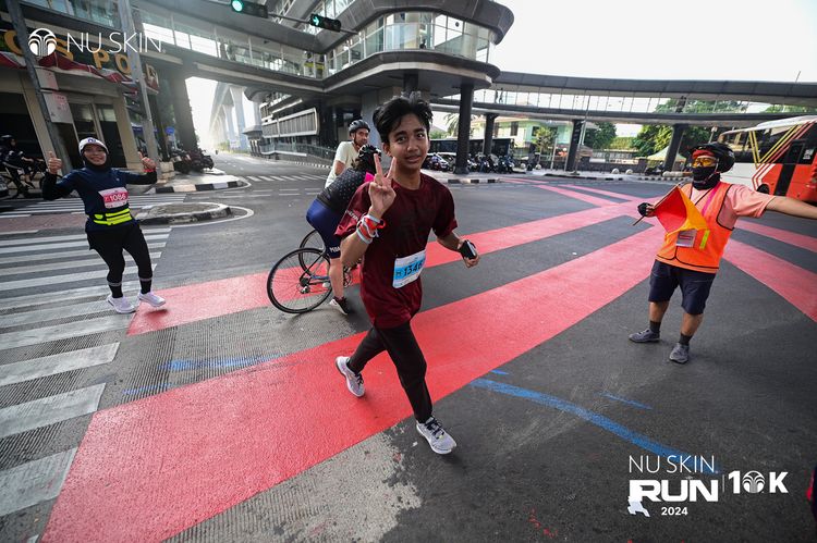 Race photo from Nu Skin Run 10K