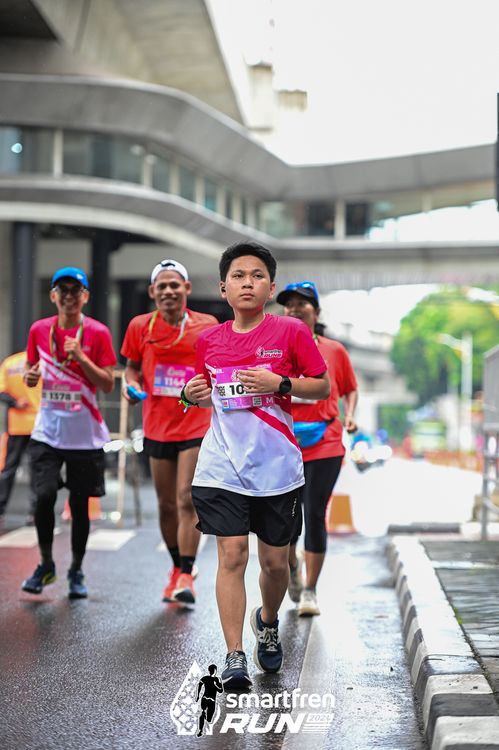 Race photo from Smartfren Run 2024