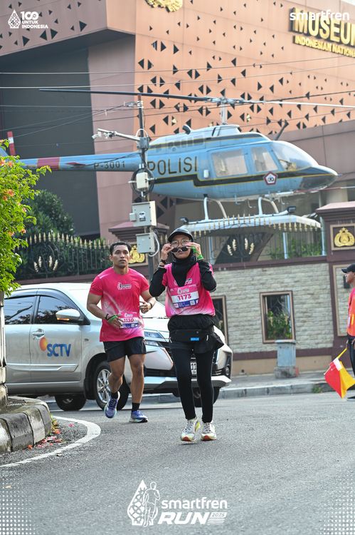 Race photo from Smartfren Run 2025 