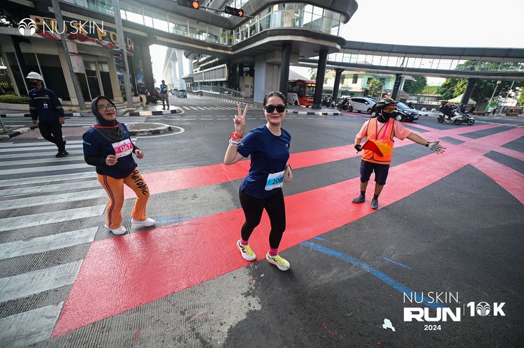 Race photo from Nu Skin Run 10K