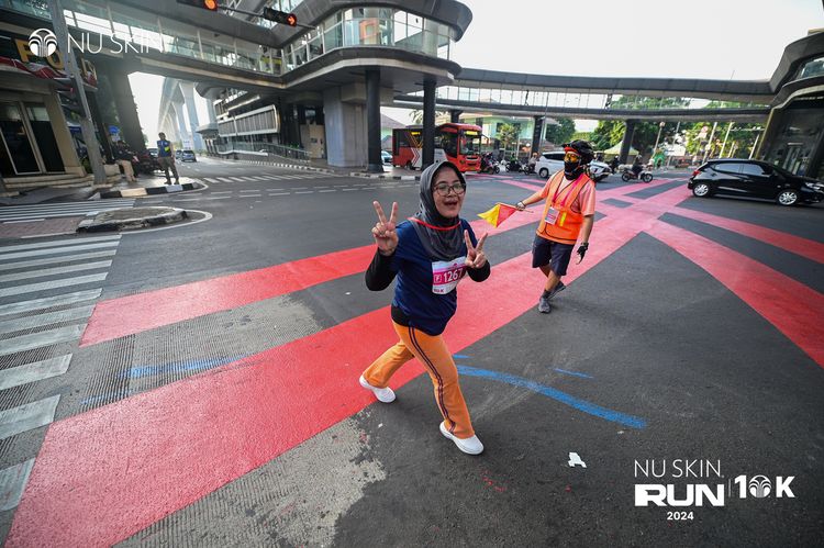 Race photo from Nu Skin Run 10K