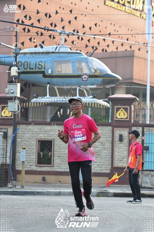 Race photo from Smartfren Run 2025 